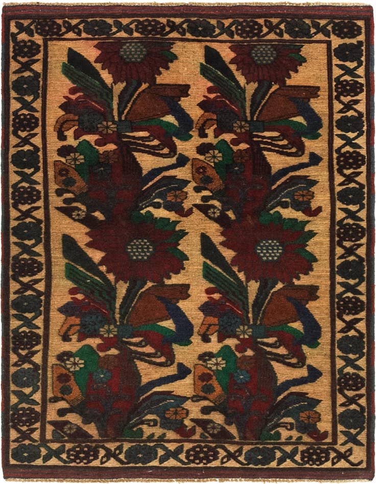Detail image of 3' x 4' 8 Hand Knotted Sumak Wool Rug