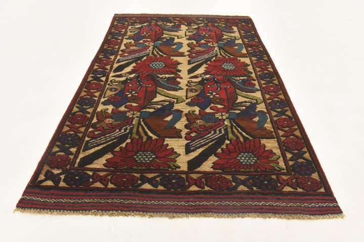 2' 10 x 4' 5 Hand Knotted Sumak Wool Rug