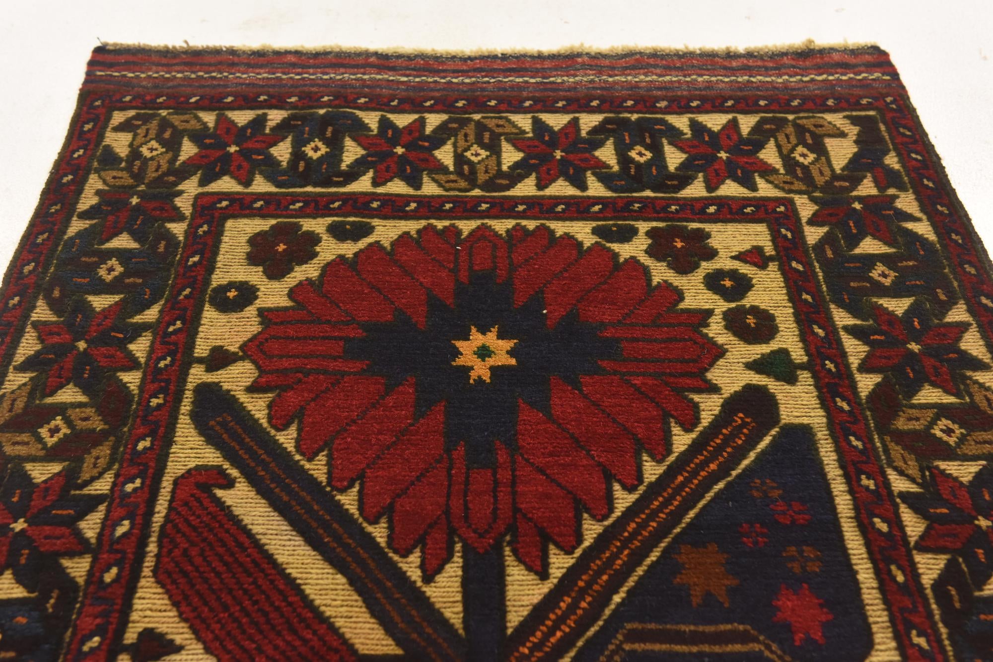 2' 9 x 4' 4 Hand Knotted Sumak Wool Rug