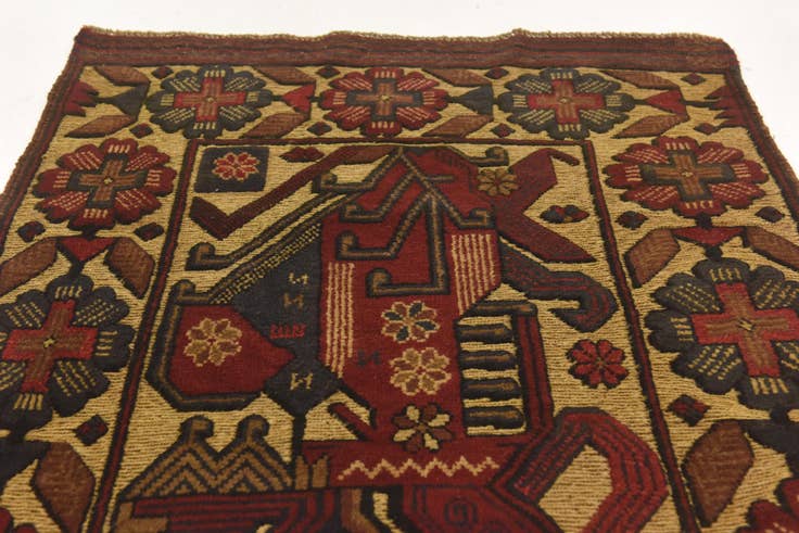Detail image of 2' 9 x 4' 8 Hand Knotted Sumak Wool Rug