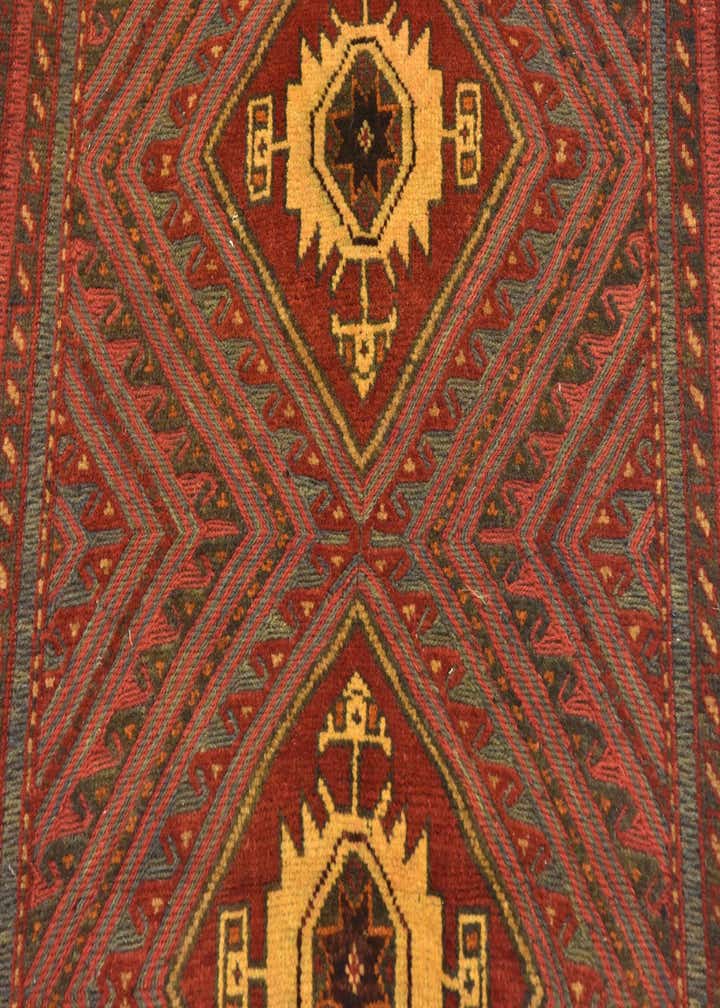2' 10 x 4' Hand Knotted Sumak Wool Rug