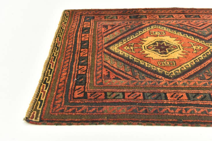 Detail image of 2' 8 x 4' Hand Knotted Sumak Wool Rug