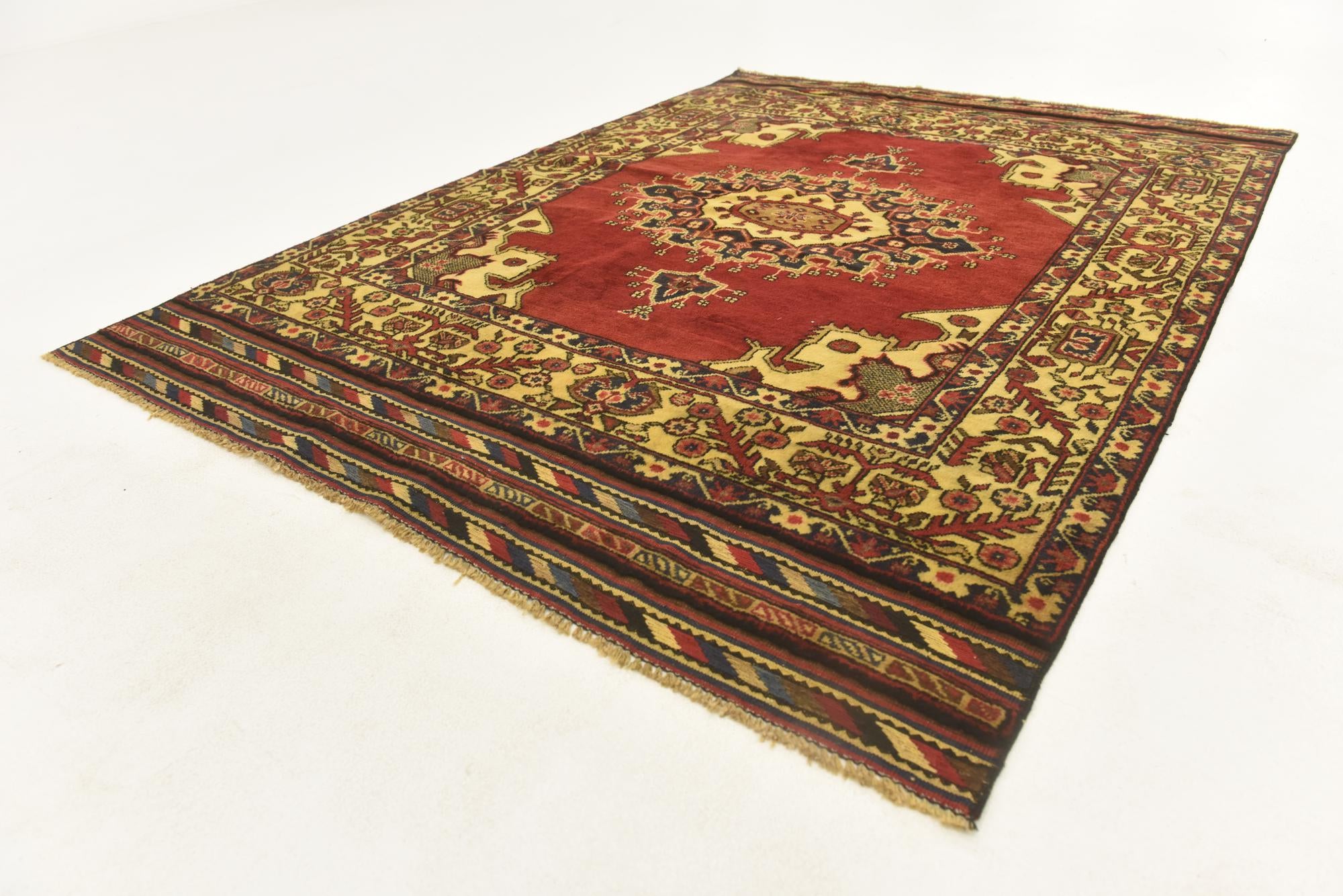 4' 3 x 6' Hand Knotted Sumak Wool Rug