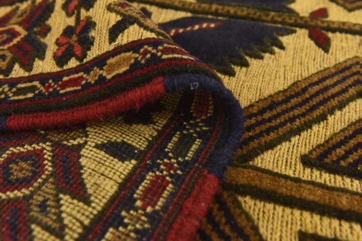 4' x 6' 4 Hand Knotted Sumak Wool Rug