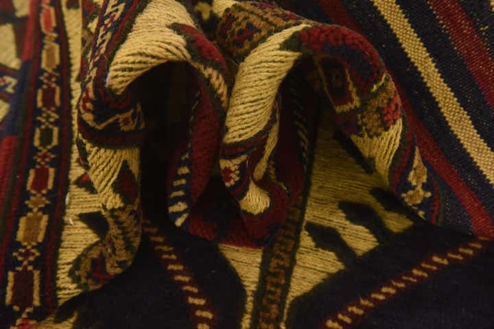 4' x 6' 4 Hand Knotted Sumak Wool Rug