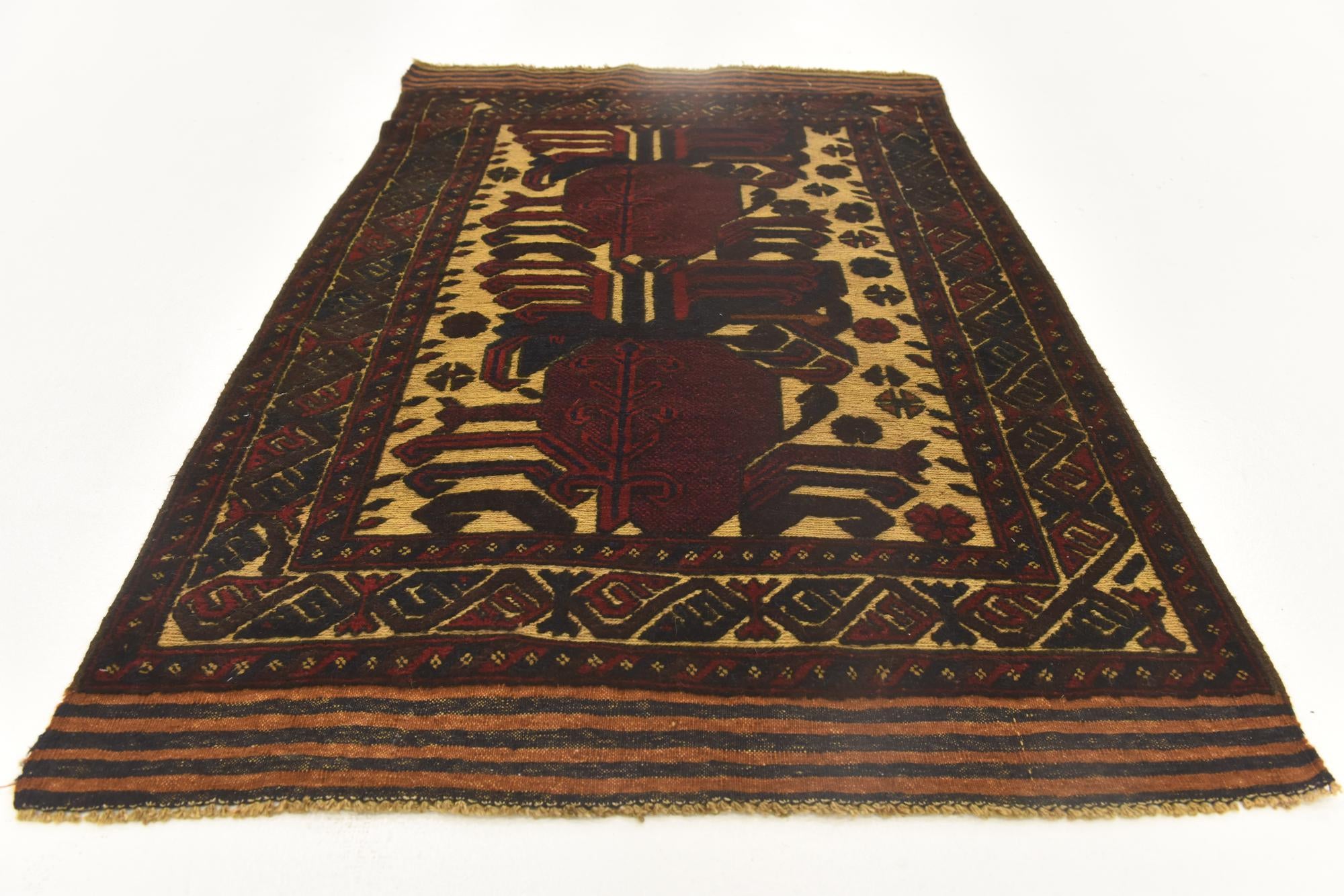 3' x 4' 7 Hand Knotted Sumak Wool Rug