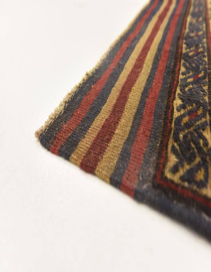 Detail image of 3' 2 x 4' 6 Hand Knotted Sumak Wool Rug