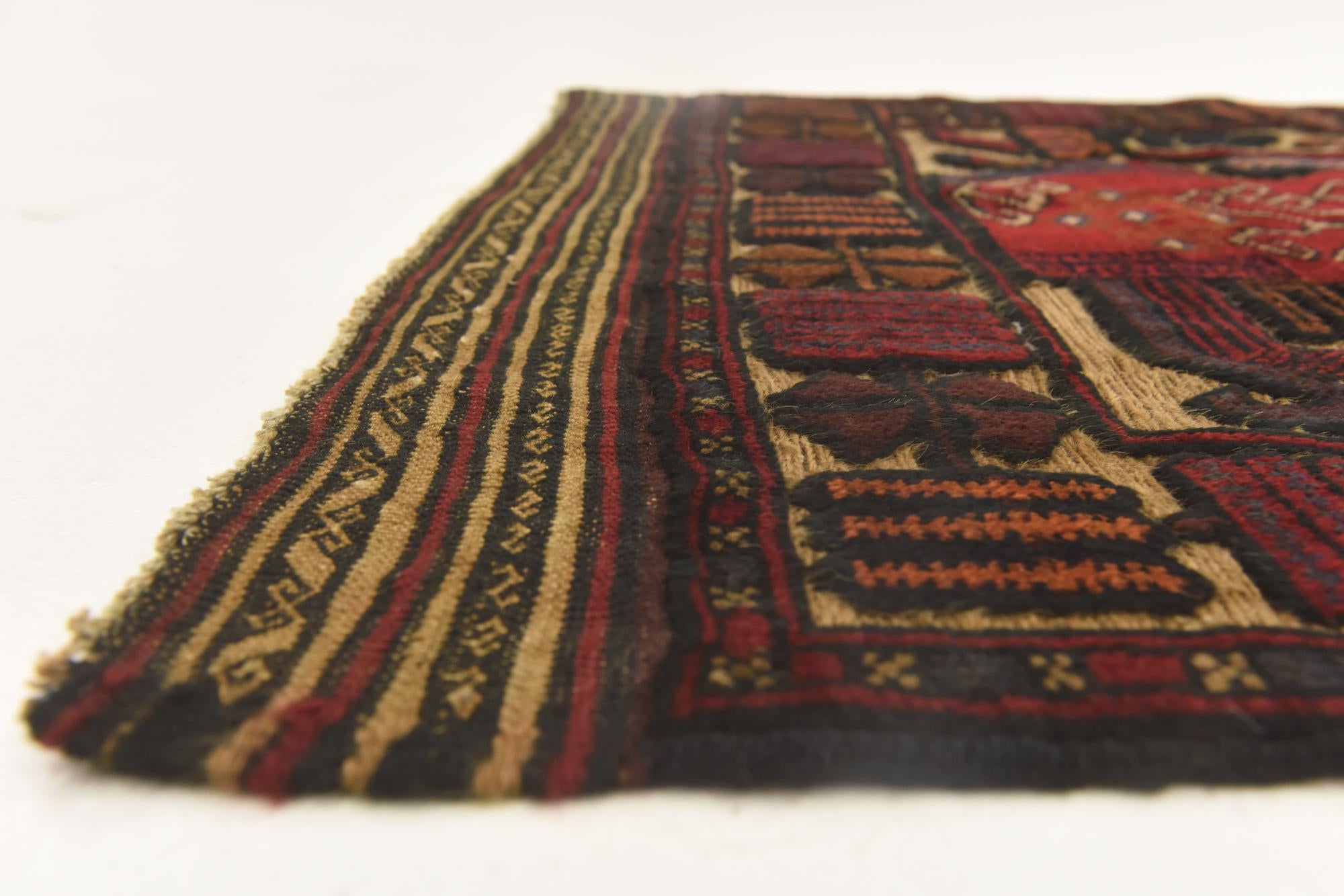 2' 10 x 4' 8 Hand Knotted Sumak Wool Rug