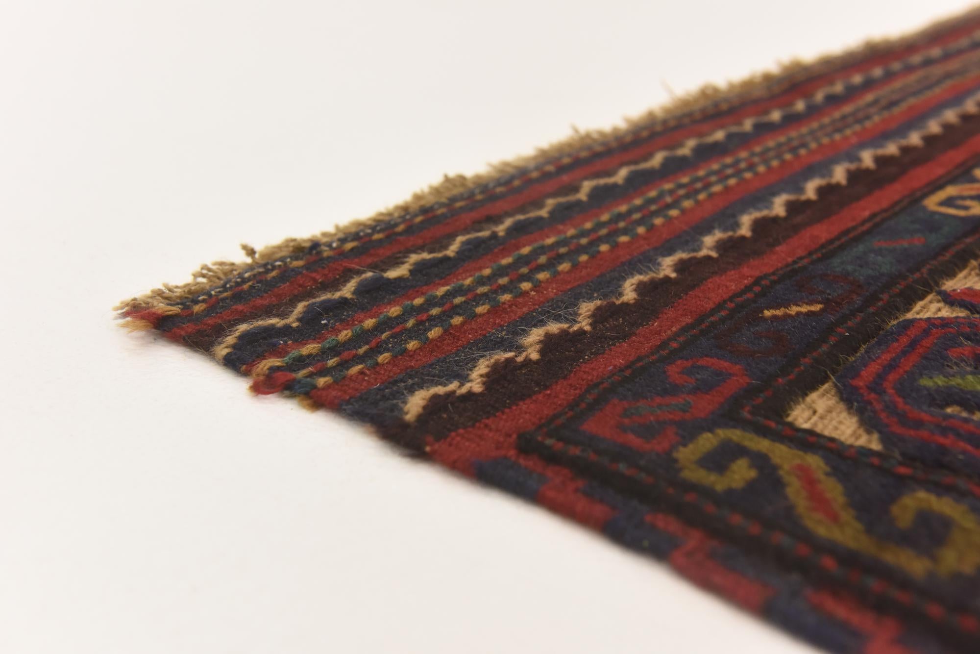 4' x 6' 2 Hand Knotted Sumak Wool Rug
