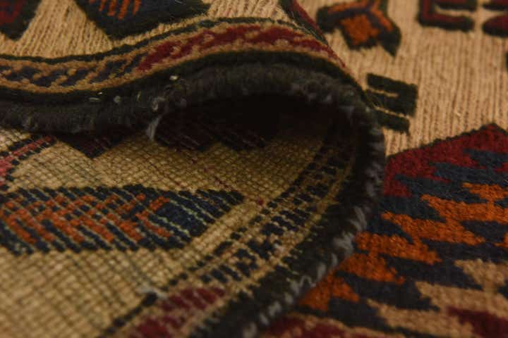 3' 11 x 6' 3 Hand Knotted Sumak Wool Rug