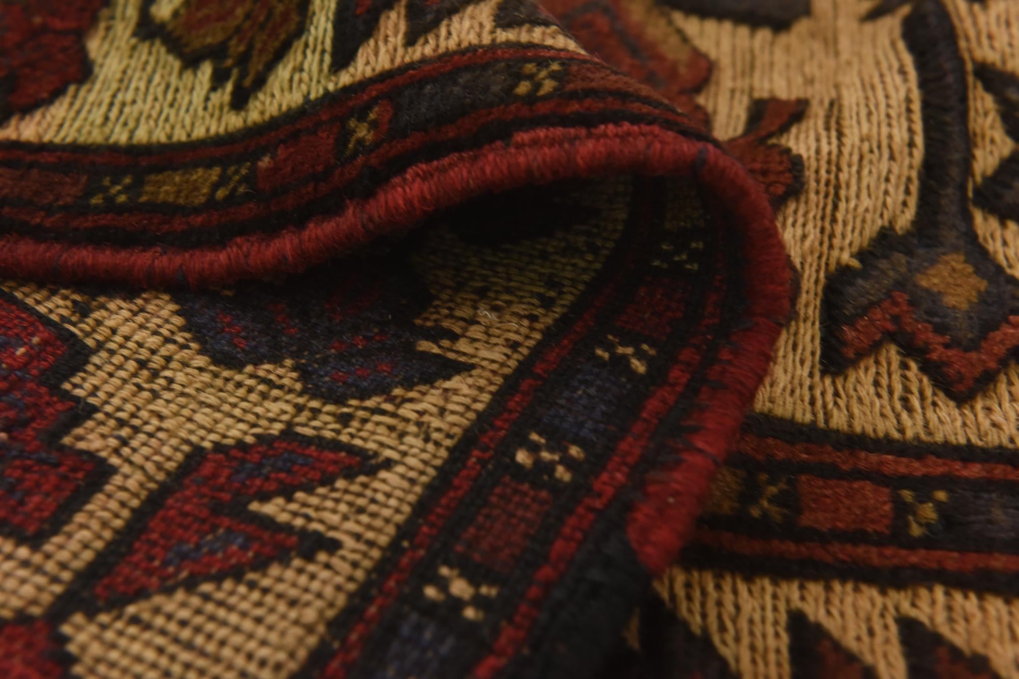 3' 11 x 6' 8 Hand Knotted Sumak Wool Rug