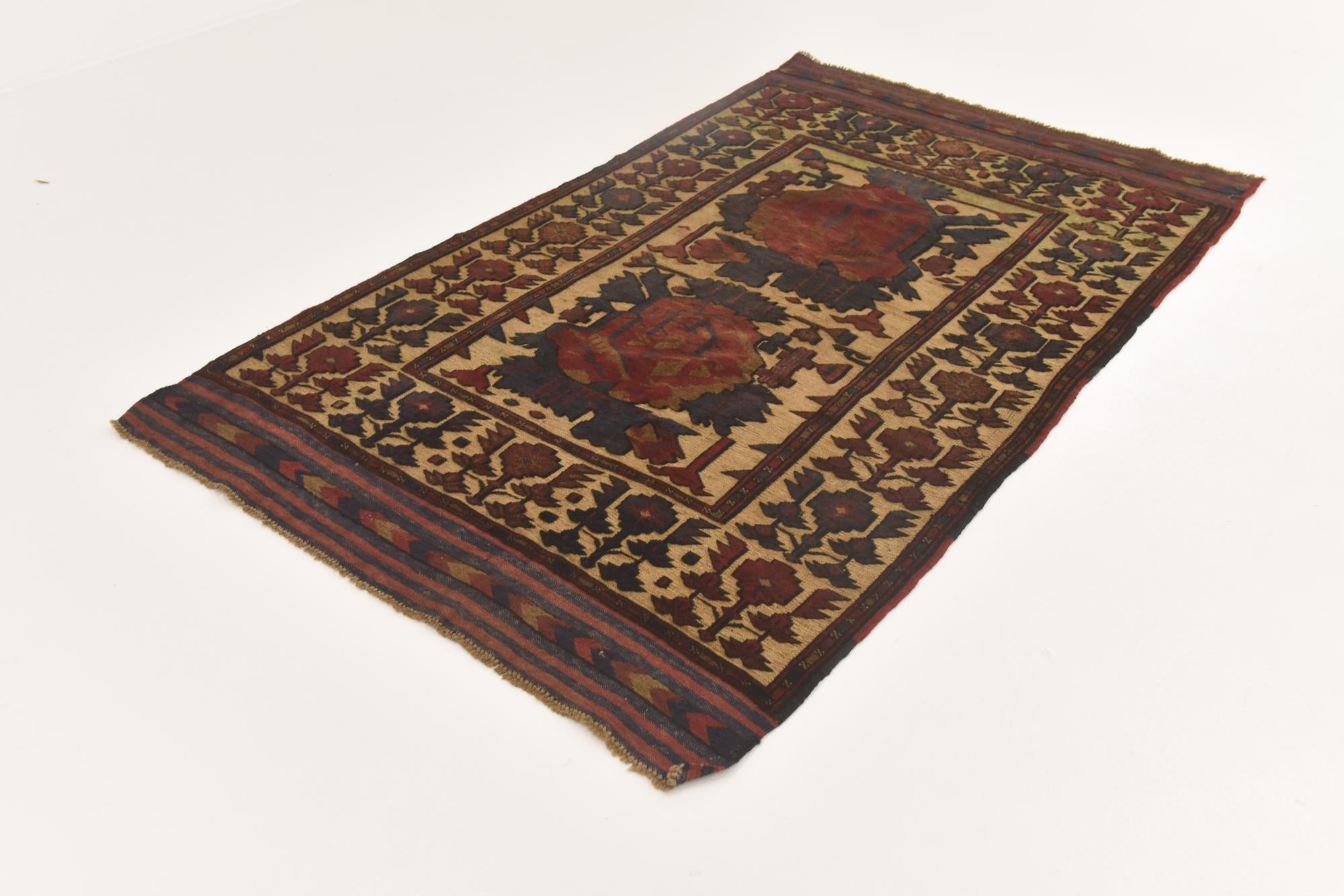 3' 11 x 6' 8 Hand Knotted Sumak Wool Rug