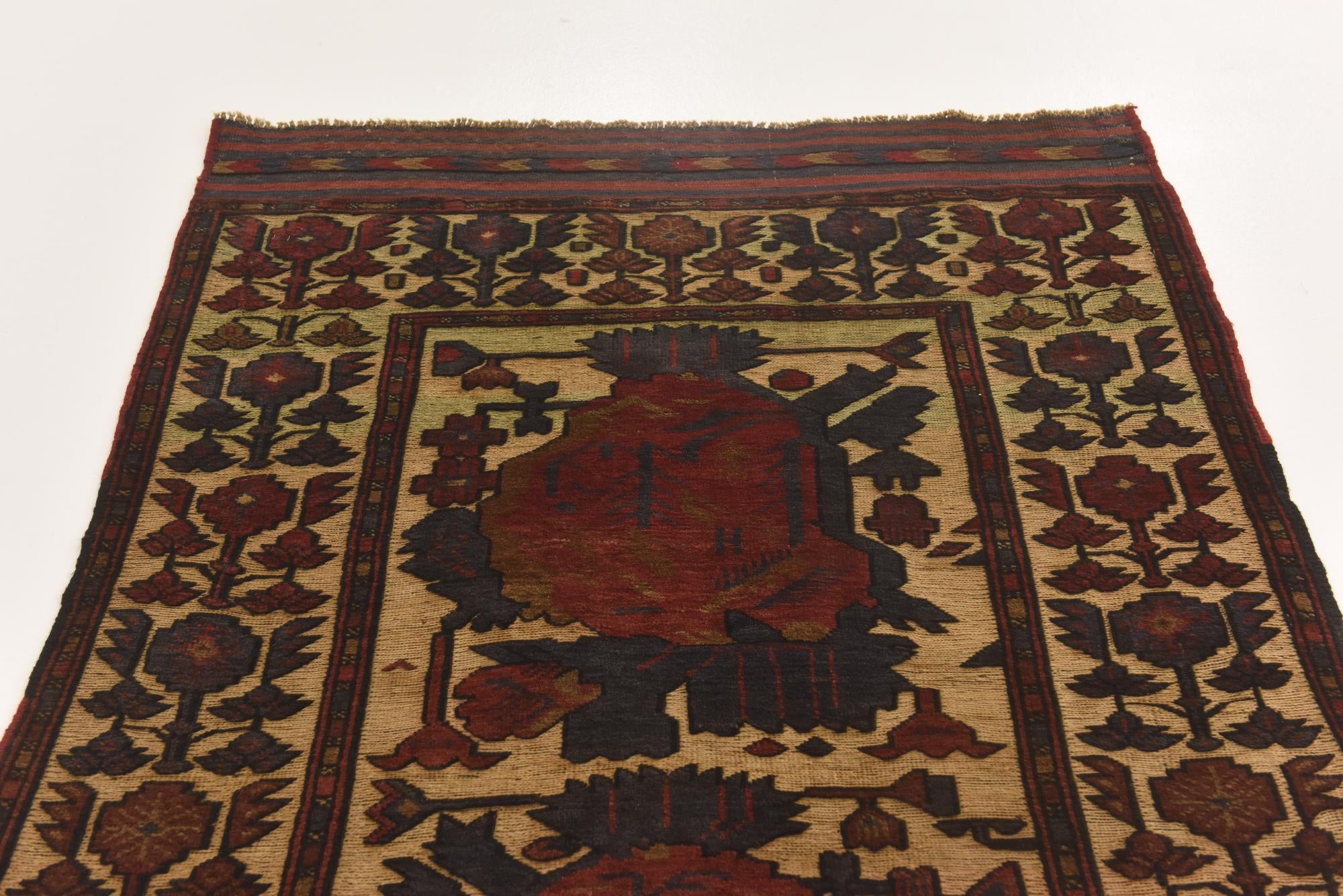 3' 11 x 6' 8 Hand Knotted Sumak Wool Rug