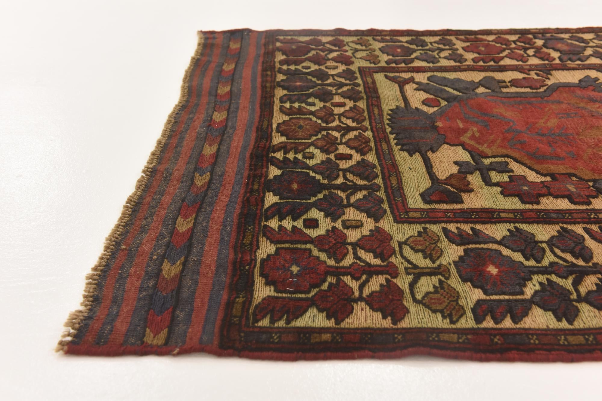 3' 11 x 6' 8 Hand Knotted Sumak Wool Rug
