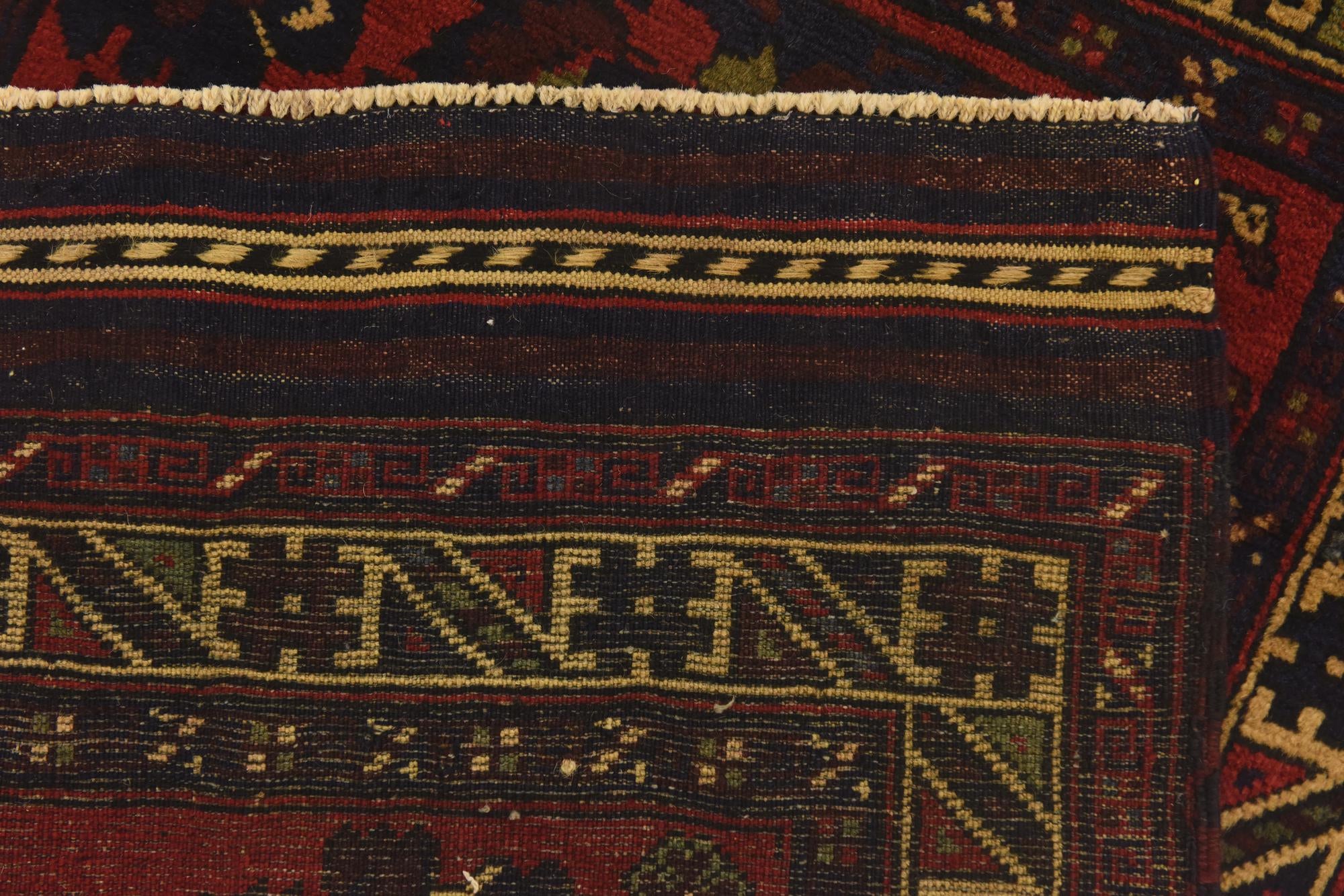 2' 9 x 4' 6 Hand Knotted Sumak Wool Rug