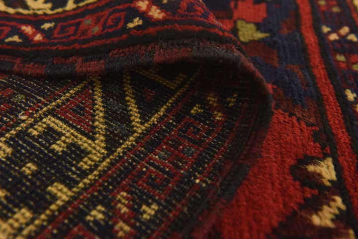 2' 9 x 4' 6 Hand Knotted Sumak Wool Rug