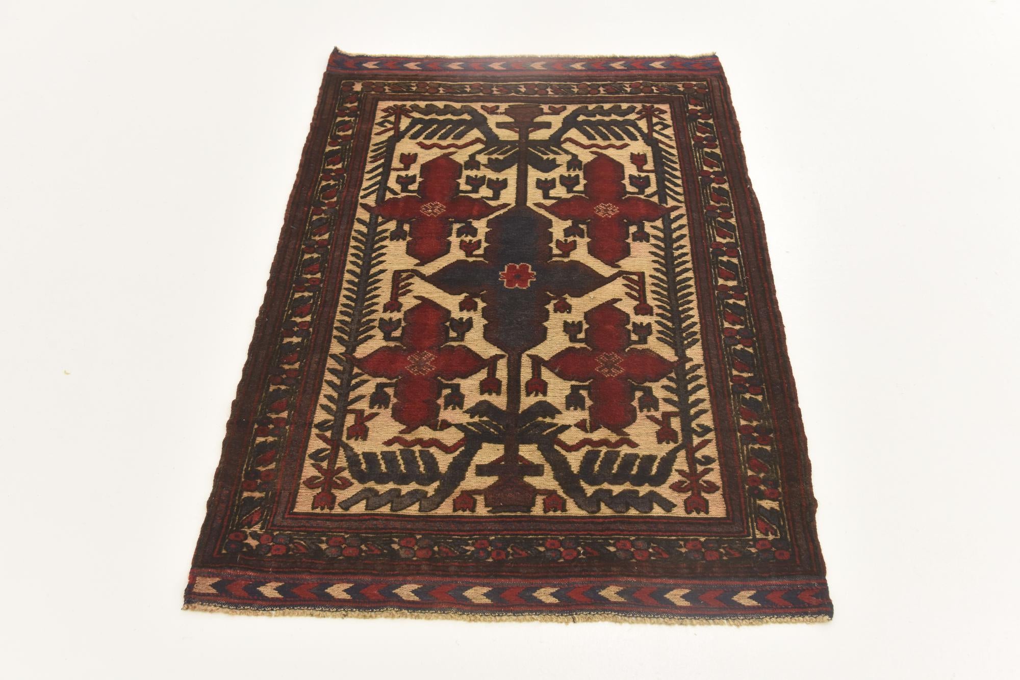3' x 4' 5 Hand Knotted Sumak Wool Rug