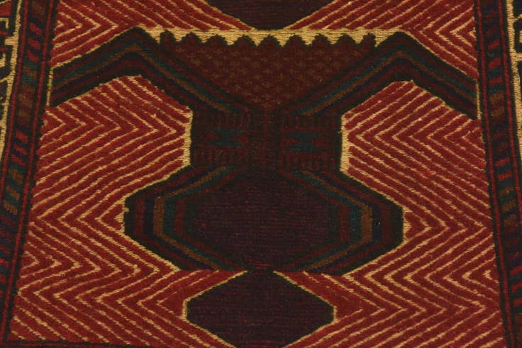 Detail image of 2' 10 x 4' 6 Hand Knotted Sumak Wool Rug