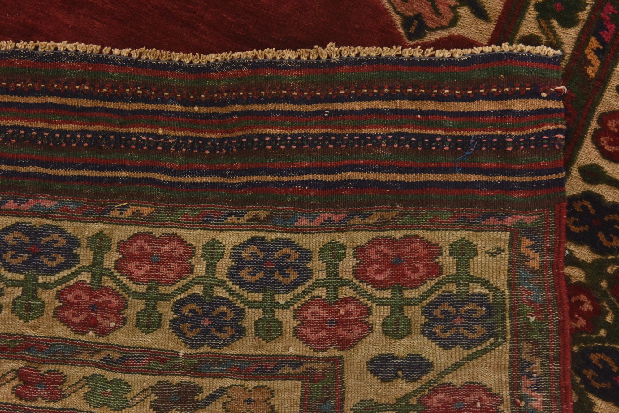4' 4 x 5' 10 Hand Knotted Sumak Wool Rug