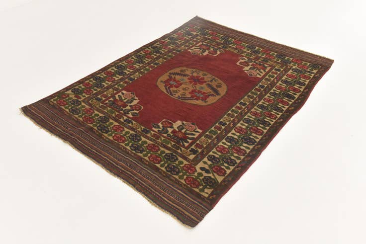 Detail image of 4' 4 x 5' 10 Hand Knotted Sumak Wool Rug