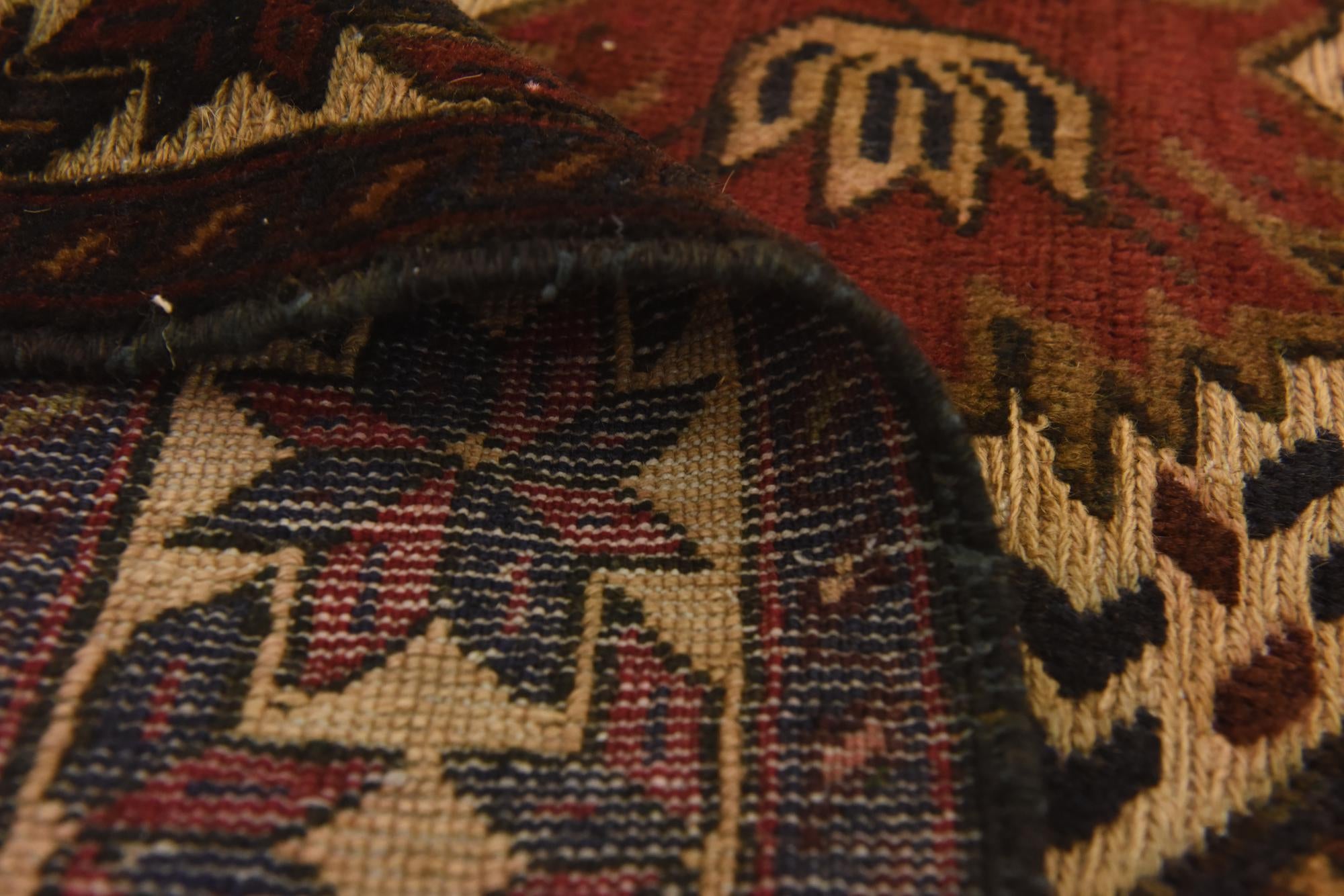 4' 2 x 6' 2 Hand Knotted Sumak Wool Rug