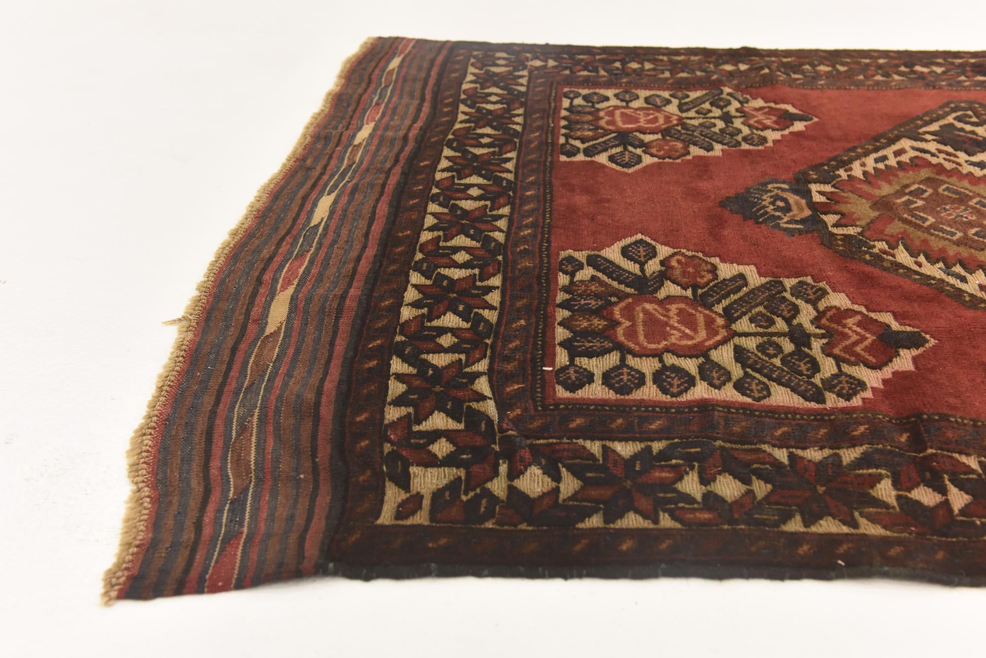 4' 2 x 6' 2 Hand Knotted Sumak Wool Rug