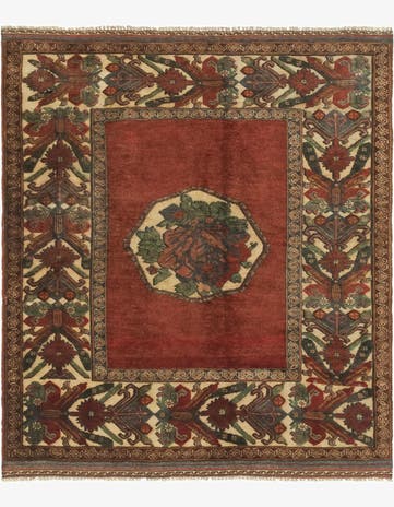 4' 2 x 4' 11 Hand Knotted Sumak Wool Rug