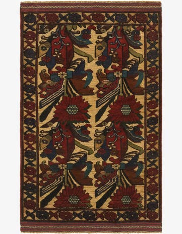 2' 10 x 4' 5 Hand Knotted Sumak Wool Rug
