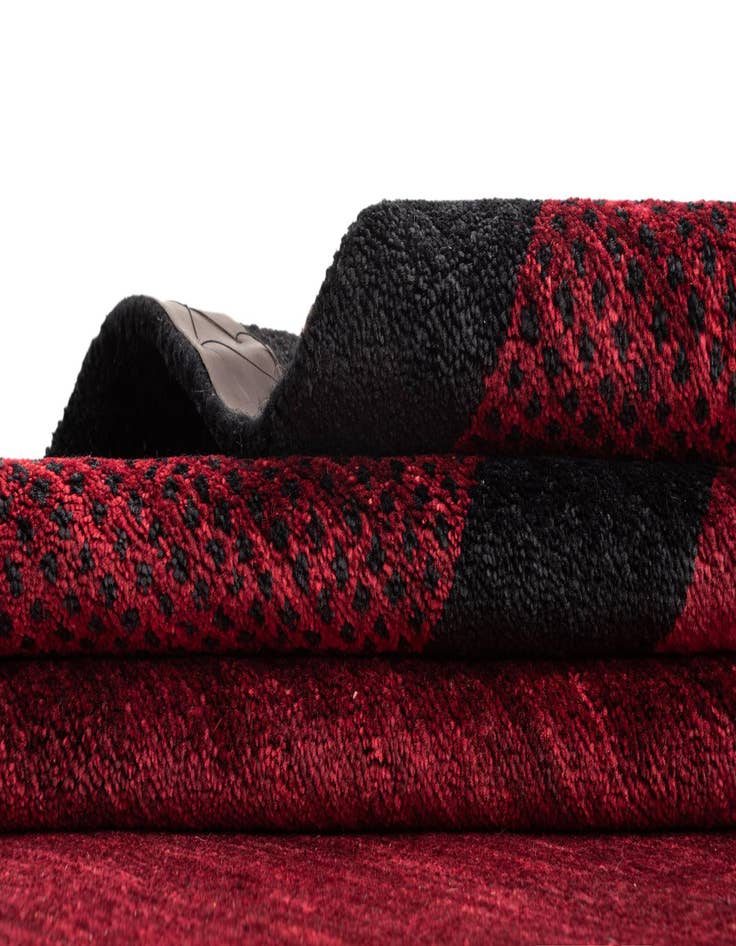 Detail image of 6' 8 x 10' 1 Tabiibaft Wool Rug