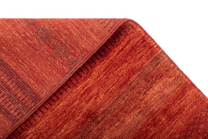 4' x 5' 9 Tabiibaft Wool Rug