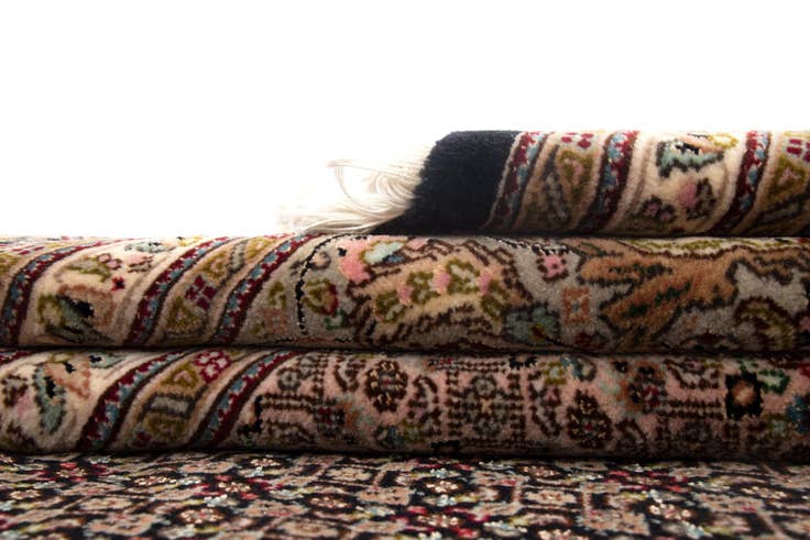 Detail image of 6' 9 x 8' 7 Tabriz Mahi Rug