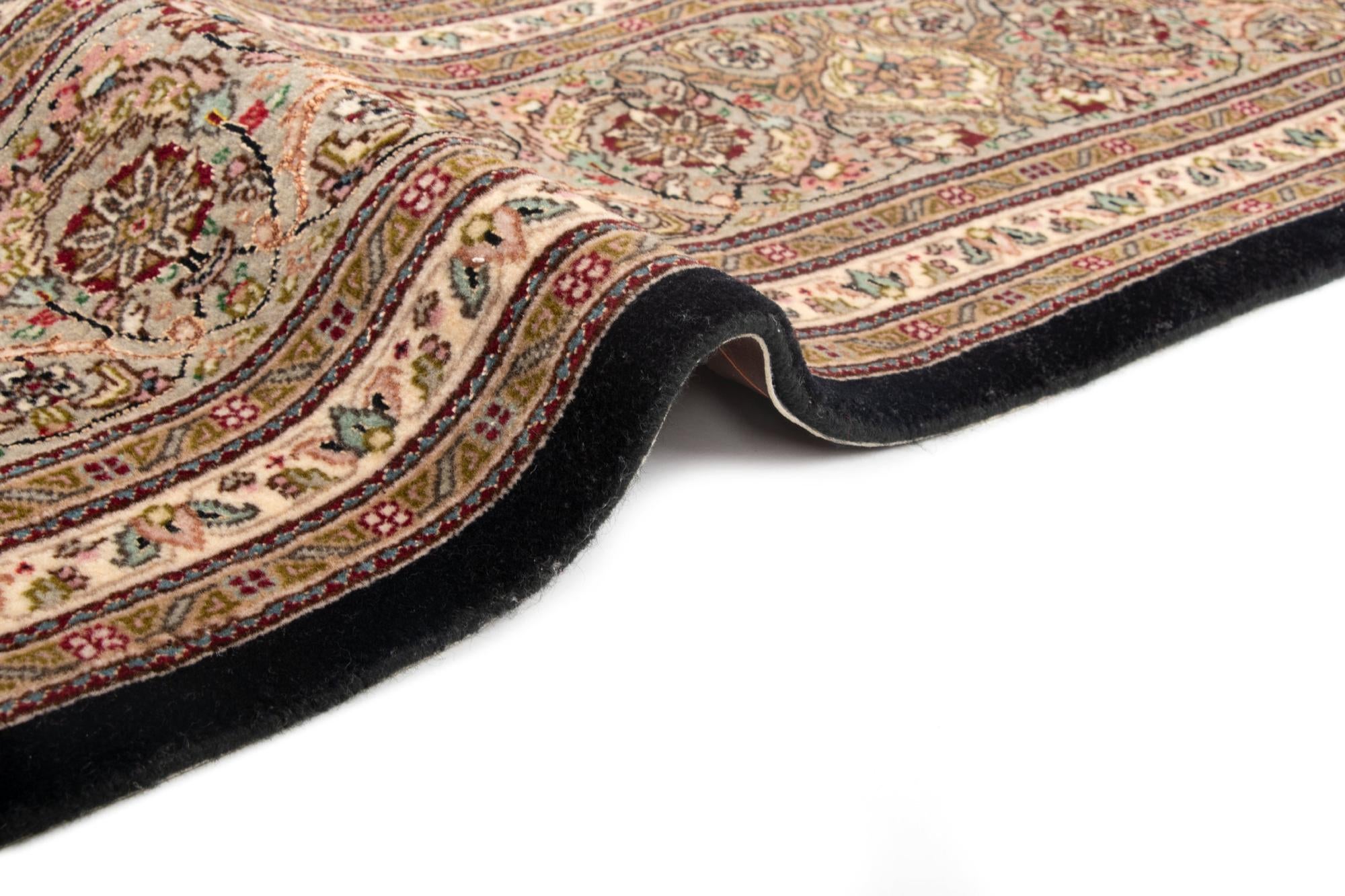 6' 9 x 8' 7 Tabriz Mahi Rug