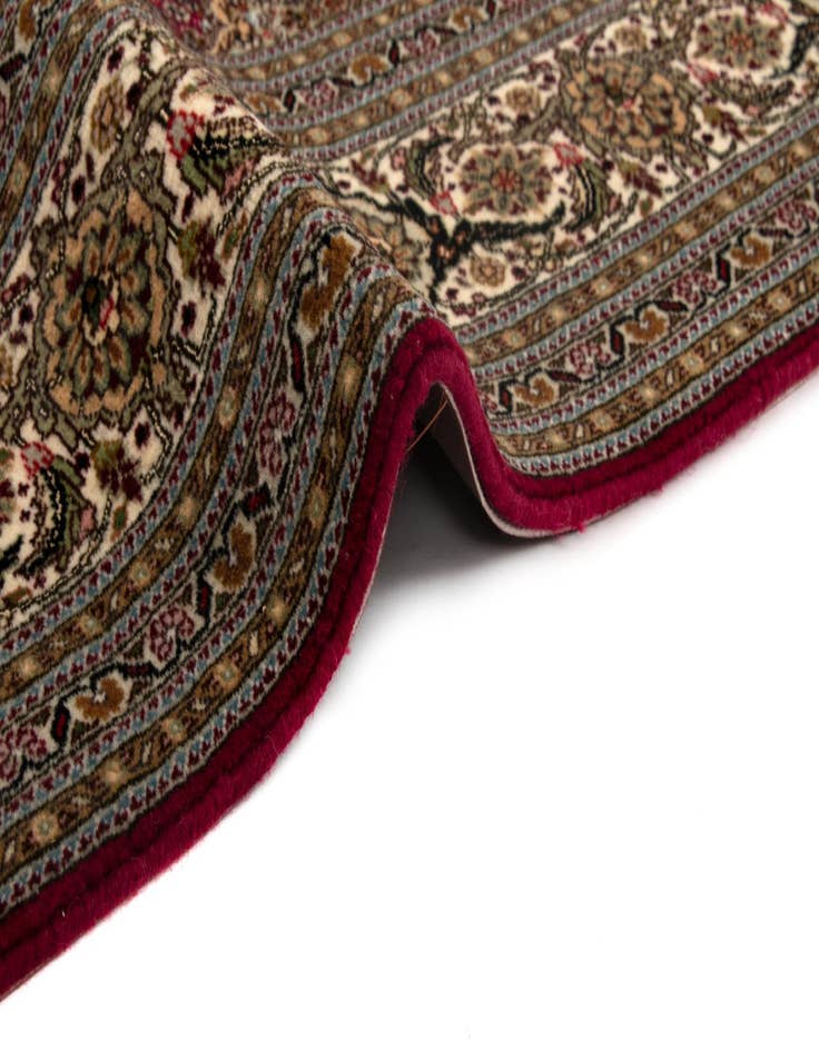 Detail image of 4' 10 x 6' Tabriz Mahi Rug