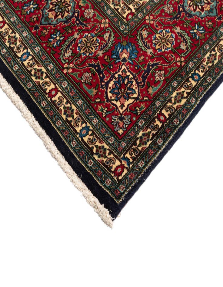 Detail image of 9' 10 x 12' 10 Tabriz Mahi Rug