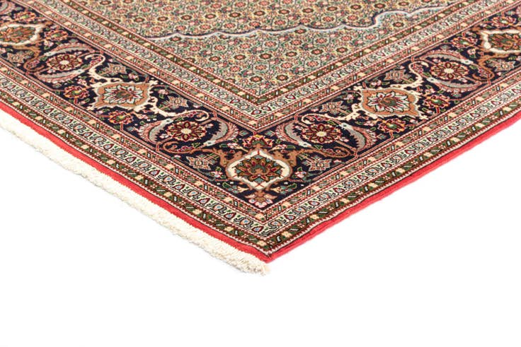Detail image of 6' 7 x 9' 6 Tabriz Mahi Rug