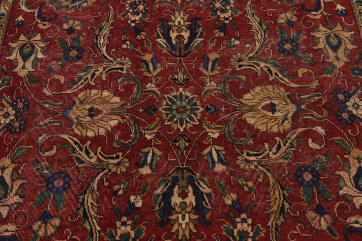 Detail image of 6' 4 x 9' 8 Hand Knotted Tabriz Persian Wool Rug