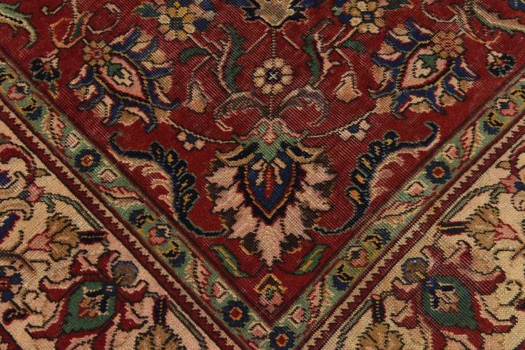 Detail image of 6' 4 x 9' 8 Hand Knotted Tabriz Persian Wool Rug