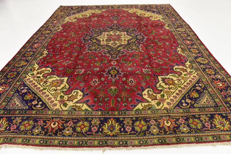 Detail image of 9' 8 x 12' 3 Hand Knotted Tabriz Persian Wool Rug