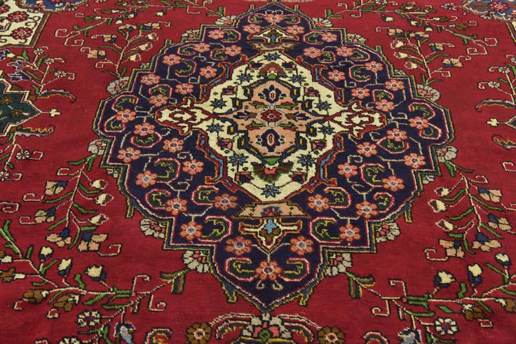 Detail image of 10' x 12' 10 Hand Knotted Tabriz Persian Wool Rug