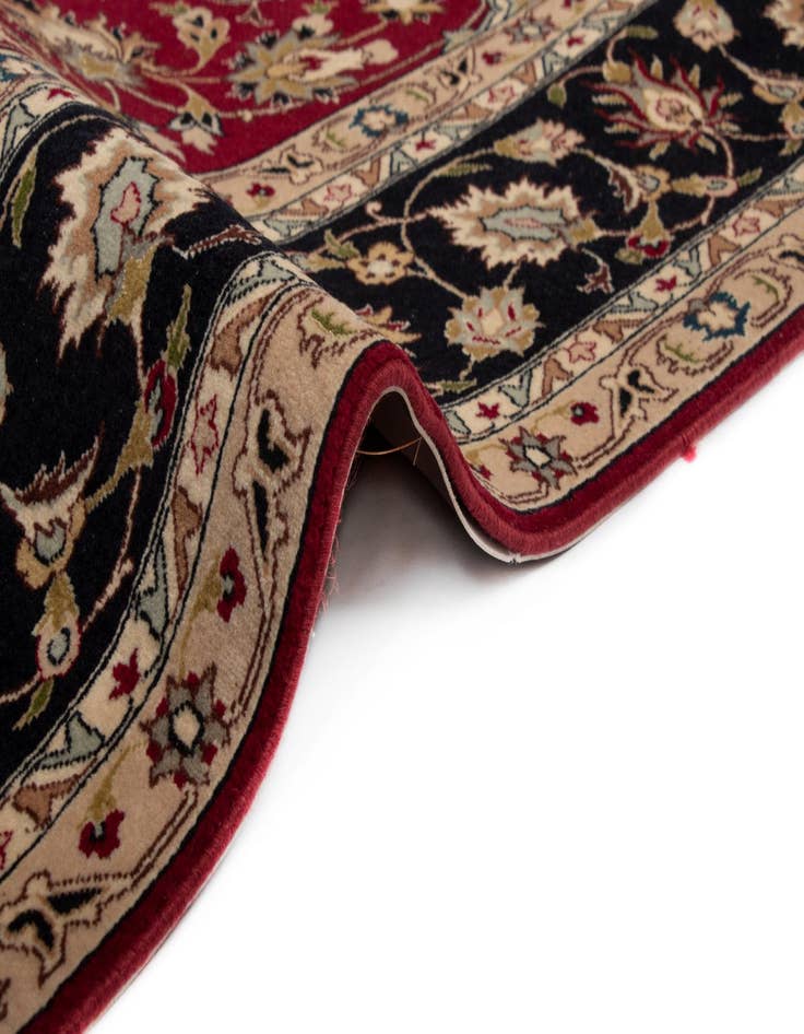 Detail image of 6' 7 x 9' 10 Tabriz Rug