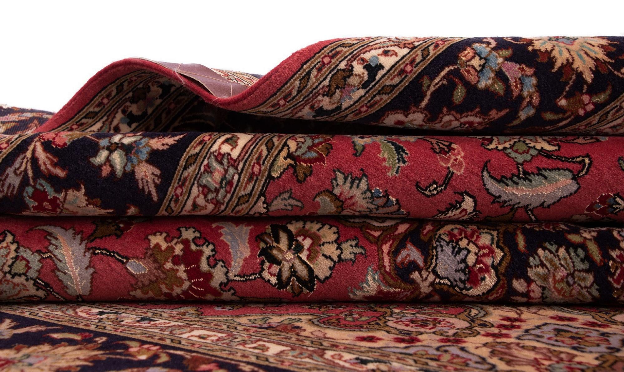 4' 11 x 6' 11 Tabriz Rug