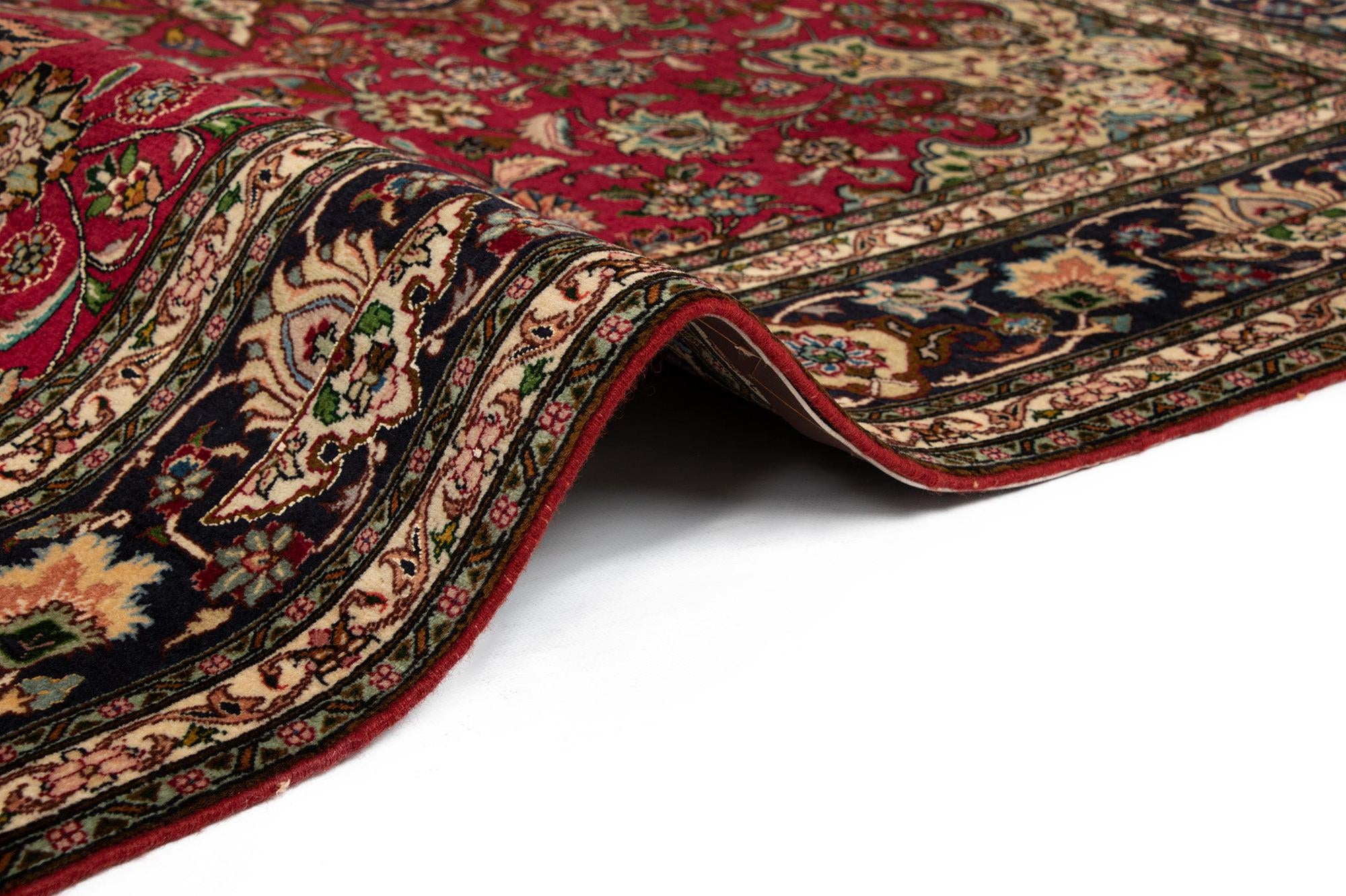 5' 1 x 6' 10 Tabriz Rug
