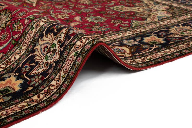 Detail image of 5' 1 x 6' 10 Tabriz Rug