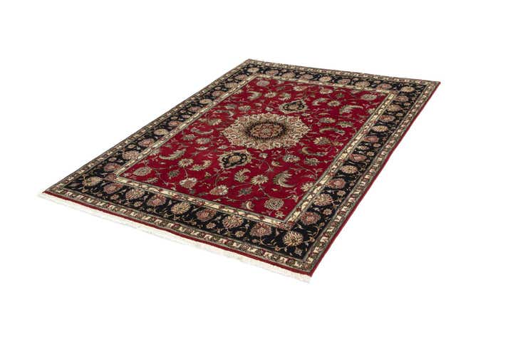 4' 11 x 6' 8 Tabriz Rug