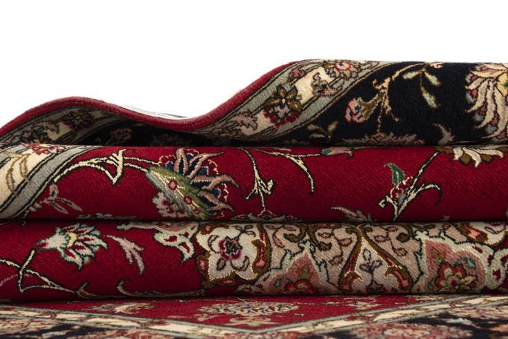 Detail image of 4' 11 x 6' 8 Tabriz Rug