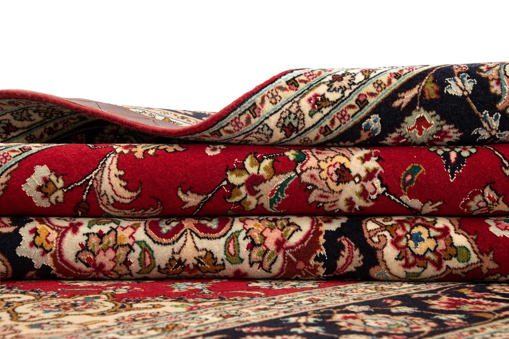 4' 11 x 6' 9 Tabriz Rug