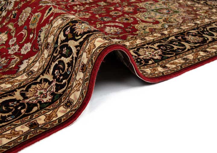 5' 1 x 6' 5 Tabriz Rug