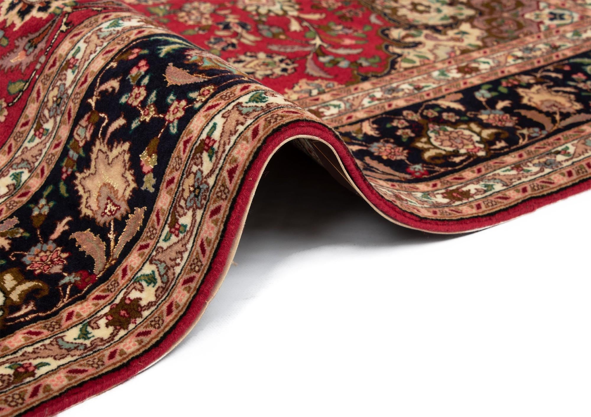 5' 2 x 6' 4 Tabriz Rug