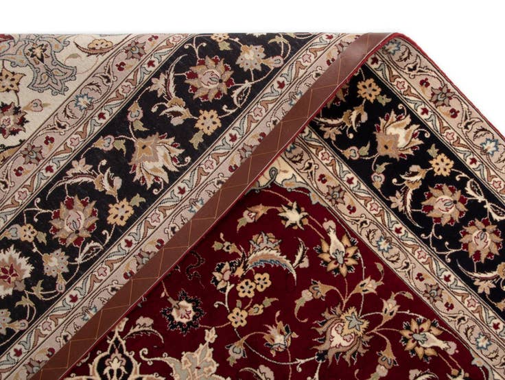 Detail image of 6' 9 x 10' 3 Tabriz Rug