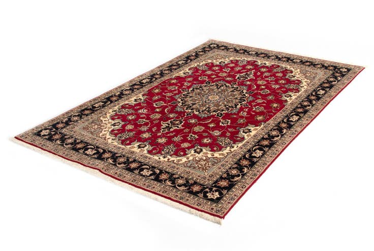 Detail image of 4' 9 x 7' 3 Tabriz Rug
